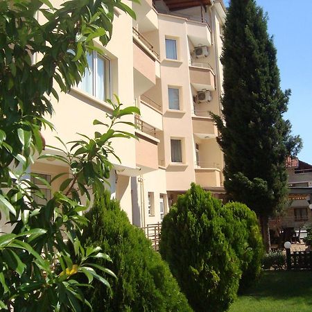 Hotel Astra Ravda Ngoại thất bức ảnh
