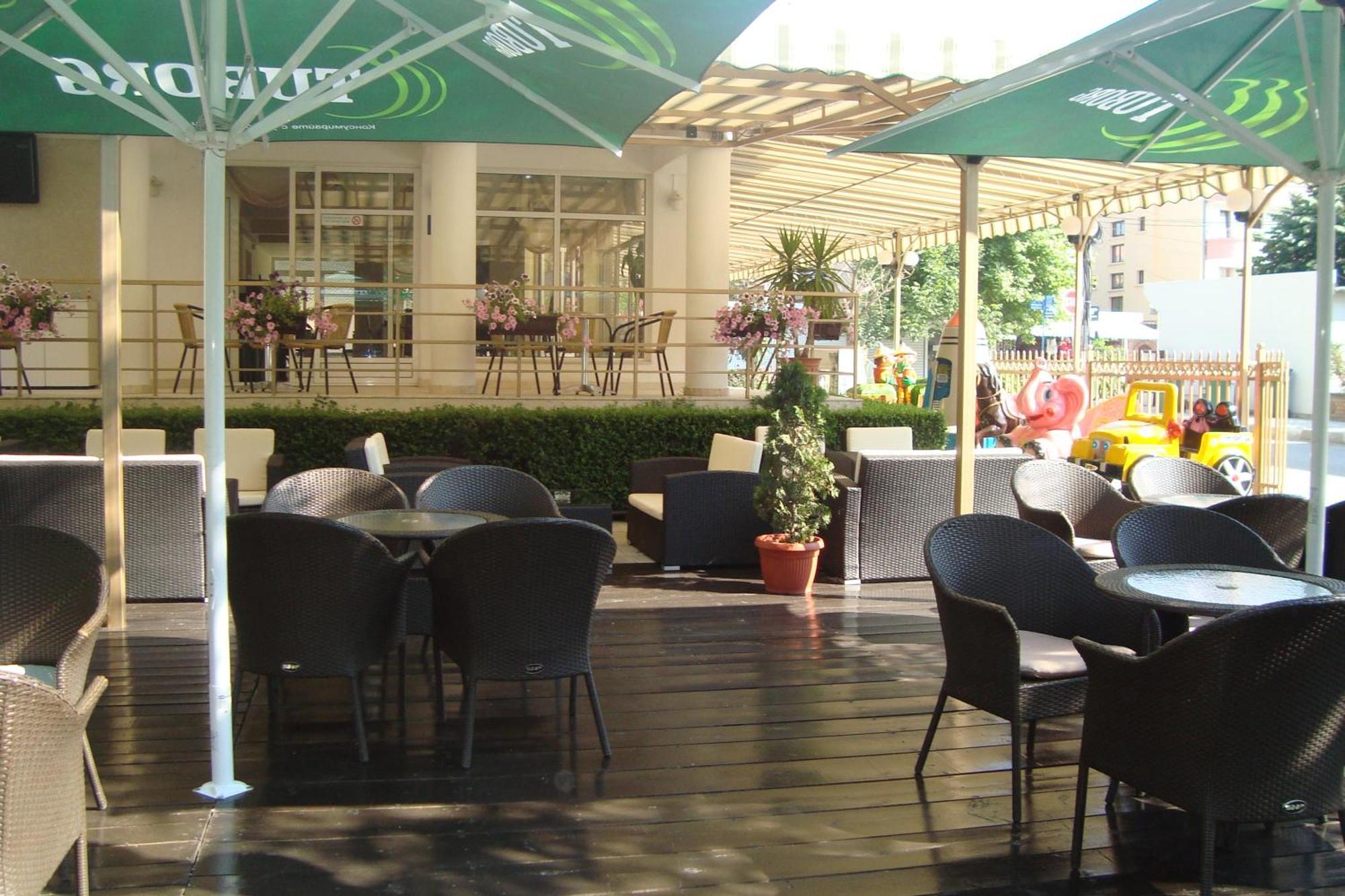 Hotel Astra Ravda Ngoại thất bức ảnh