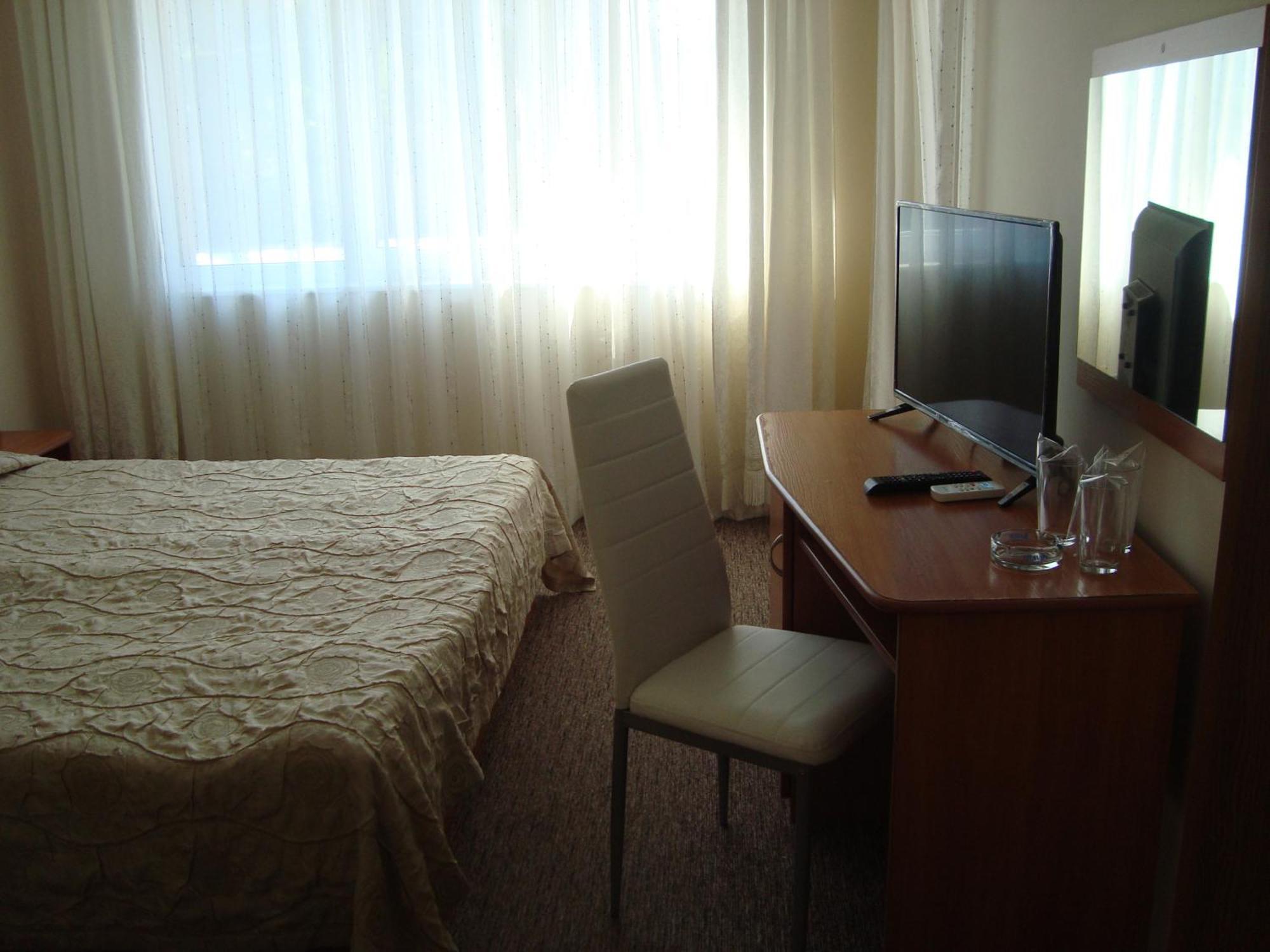 Hotel Astra Ravda Ngoại thất bức ảnh