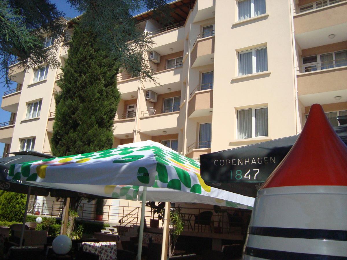 Hotel Astra Ravda Ngoại thất bức ảnh
